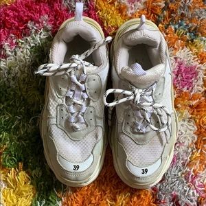 Balenciaga Sneakers Triple S sneakers size 39